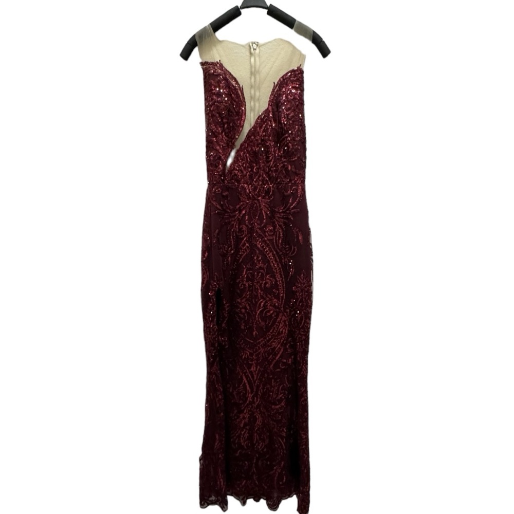 Handcrafted Elegance: Maroon Sequin Form-Fitting Dress - Limited Time Sale! | S